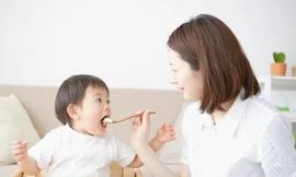 Có nên ép bé ăn hết khẩu phần?