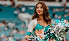 Cô nàng Argentina nóng bỏng nổi bật nhất đội cổ vũ của nước Mỹ