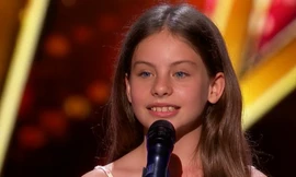 VIDEO: Xuất hiện cô bé 10 tuổi sở hữu giọng hát cao vút