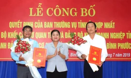 Kiện toàn nhân sự 10 địa phương