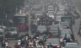 'Ngạt thở' với giao thông Hà Nội những ngày cận Tết