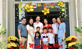 Đàm Thu Trang đón Tết bên Cường Đô La và gia đình chồng