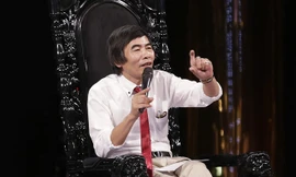 Tiến sĩ Lê Thẩm Dương trong tập 6 "Quyền lực ghế nóng".