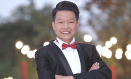 Vợ cố NSƯT Vũ Mạnh Dũng khiến nhiều người nghẹn ngào sau ngày chồng ra đi