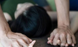 Thiếu nữ ở Cà Mau bị "yêu râu xanh" lẻn vào nhà khống chế thực hiện hành vi quan hệ tình dục. (Ảnh minh họa) 
