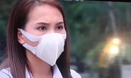 Hình ảnh gây thắc mắc của Bảo Thanh trong phim "Những ngày không quên"