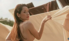 Tranh cãi hình ảnh khoe thân dung tục trong MV 16+ của Chi Pu