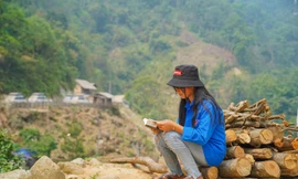 Hành trình Từ Trái Tim: Nữ sinh người Dao tìm đến sách để dẫn lối thoát nghèo