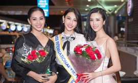 Hoa hậu Tiểu Vy ra sân bay tiễn Thùy Tiên đi thi Miss International
