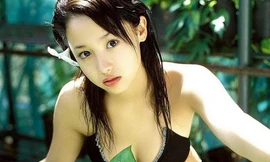 Showbiz 1/2: Phiên tòa xử nữ diễn viên Nhật tập trung hơn 2000 người