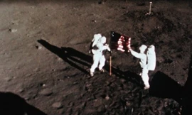 Sau 45 năm, vì sao con người vẫn chưa trở lại Mặt trăng?