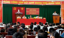 Buổi tiếp xúc cử tri của Đoàn ĐBQH thành phố Cần Thơ ngày 26/11. 