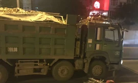 Ám ảnh hiện trường vụ xe tải cán chết người trong hầm Kim Liên