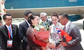 Lễ đón Chủ tịch Quốc hội Nguyễn Thị Kim Ngân tại sân bay quân sự Don Mueang. Ảnh: Trọng Đức/TTXVN