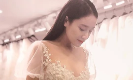 Showbiz 24/8: Hé lộ hình ảnh mặc váy cưới đầu tiên của Nhã Phương