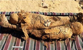 Phát hiện hàng chục xác ướp trong lăng mộ cổ 2000 năm tuổi ở Ai Cập