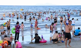 Đà Nẵng vẫn đông khách