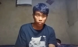 Chàng trai có gần 70 vạn người theo dõi nhờ 2 tiếng nhìn máy quay