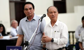 Hai cựu Chủ tịch Đà Nẵng Trần Văn Minh và Văn Hữu Chiến. 