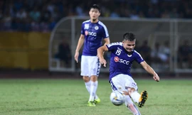 Mục kích Quang Hải tái hiện 'cầu vồng tuyết' Thường Châu trên sân Hàng Đẫy