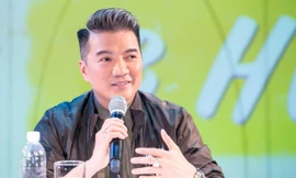 Đàm Vĩnh Hưng: Từng làm thợ cắt tóc, đi thi tiếng hát đều bị loại