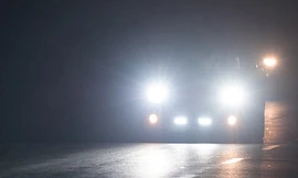 Ôtô độ đèn chiếu sáng sẽ bị từ chối đăng kiểm