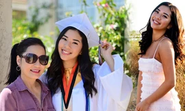 Nhan sắc rạng rỡ như trăng rằm của con gái Hồng Đào - Quang Minh gây xao xuyến