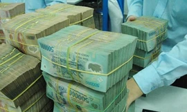 Lãnh đạo lương cao, sao Nhà máy in tiền vẫn lỗ chục tỷ?