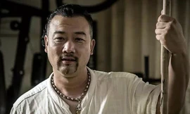 Võ sư Cừu Bảo Long. 