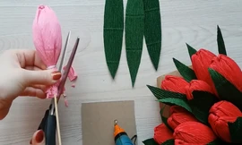 VIDEO: Dạy làm hoa 8/3 đơn giản, rẻ và đẹp