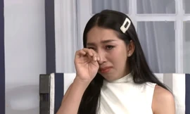 Cô gái chuyển giới kể chuyện bất hạnh từ bé, bị người yêu lạm dụng tình dục 