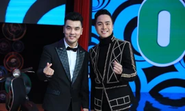 VIDEO: Ưng Hoàng Phúc và Nhật Tinh Anh tái hiện nhóm 1088 huyền thoại