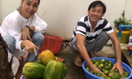 Tạm xa showbiz, Hoài Linh sống cuộc đời làm nông trong nhà thờ trăm tỷ