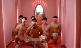 MV gợi dục phản cảm của hot girl 'Nóng cùng World Cup' bị gỡ bỏ