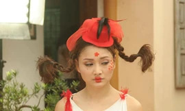 ‘Bà Tưng’ nhảy Gentleman trong Hài tết 2014