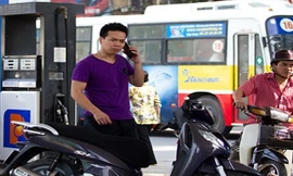 Gọi điện thoại ở trạm xăng có gây cháy nổ?