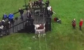 Cáp treo đặc biệt hoạt động bằng sức người