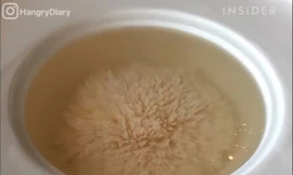 Món đậu phụ cắt 3.600 lần thành hình bông hoa