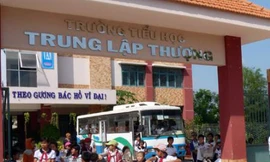 Nghi trộm tiền, cô giáo giao học trò lớp hai cho công an