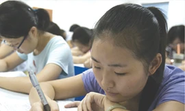 Sinh viên Trung Quốc - Bài toán hóc búa cho các ĐH Mỹ