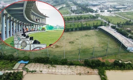 Sân tập golf 'chui' trong KĐT Thanh Hà: Yêu cầu phá dỡ vẫn rầm rộ hoạt động