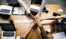 Các tập đoàn gia đình lớn nhất nước và chuyện 'hổ phụ sinh hổ tử'