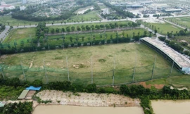 Cận cảnh sân tập golf 'mọc' sai quy hoạch trong KĐT Thanh Hà bị 'vô thừa nhận'