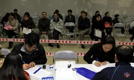 Mua nhà thu nhập thấp: Vẫn vướng thủ tục hành chính