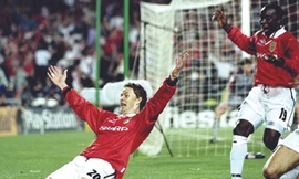 Solskjaer ngày còn chơi cho M.U