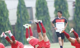 Tuyển Việt Nam xuống biển rèn thể lực