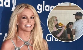 Britney Spears tháo nhẫn cưới khi đi du lịch, chồng trẻ phủ nhận tin đồn hôn nhân rạn nứt