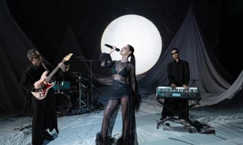 Bùi Lan Hương ra mắt Live Session: Sẵn sàng bước ra khỏi những ảo mộng tình yêu