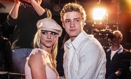 Britney Spears từng có thai với Justin Timberlake, hé lộ lý do cạo đầu do khủng hoảng