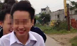 Nữ sinh kẹp 5, lạng lách, đánh võng trên đường